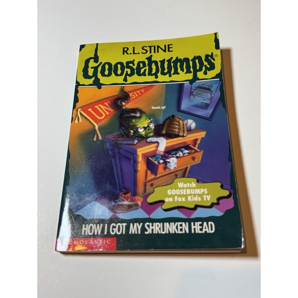 Goosebumps #39 How I Got My Shrunken Head ~ RL Stine ~ 1st print ~ Like New 1996